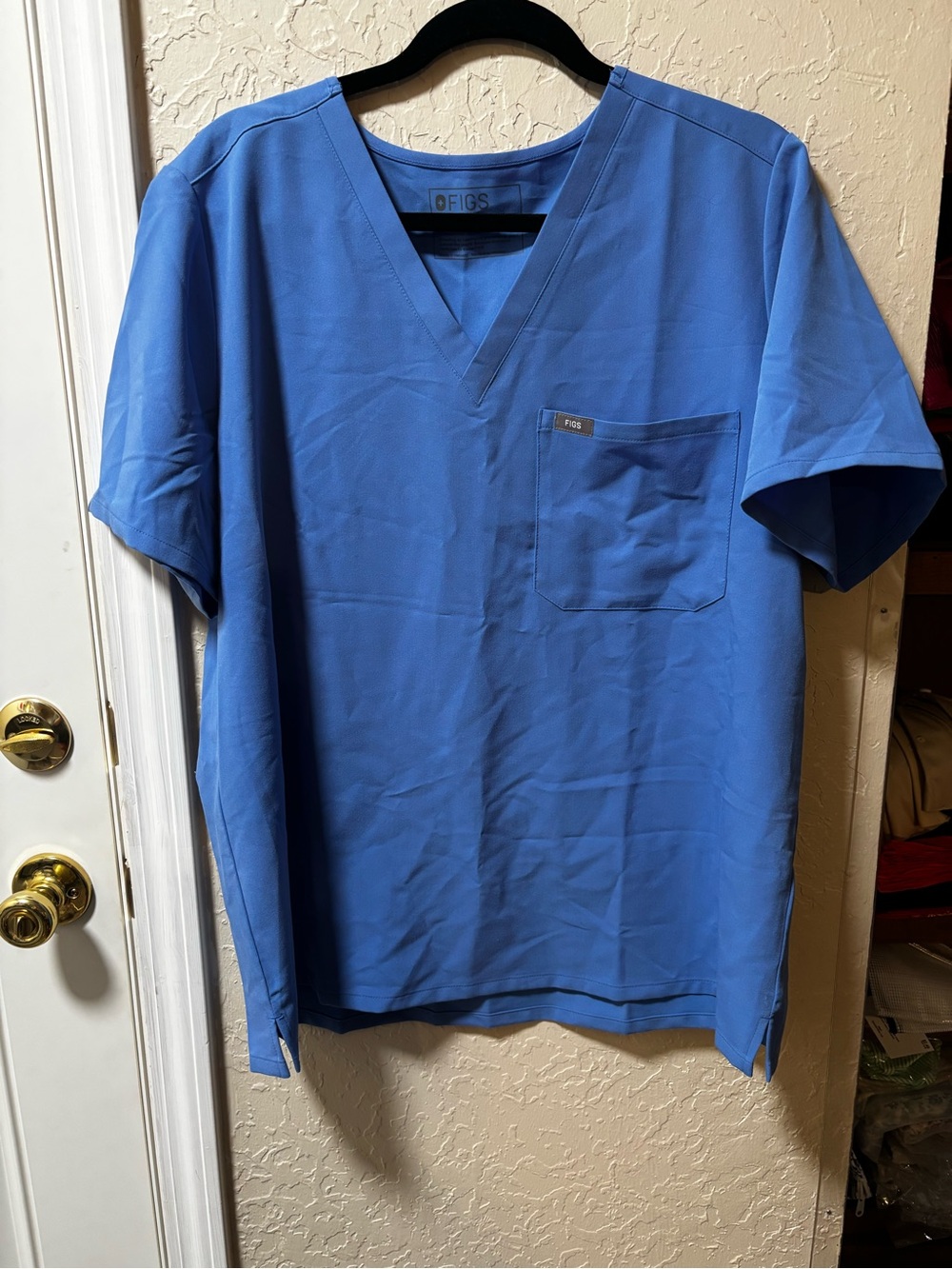 FIGS Livingston High-Rise Straight-Leg Scrub Trouser and Catarina scrub top set
